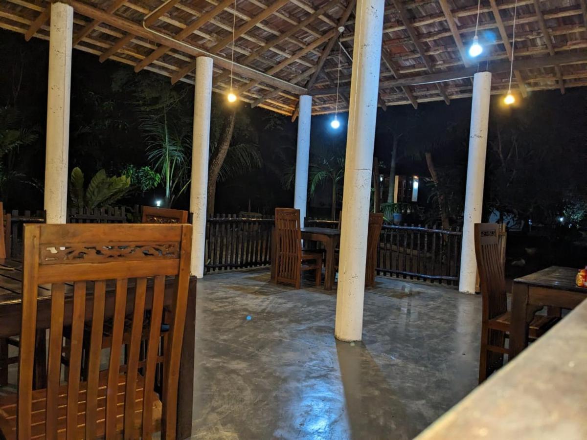 Silent Cabana And Restaurant Marakolliya, Tangalle Exterior foto