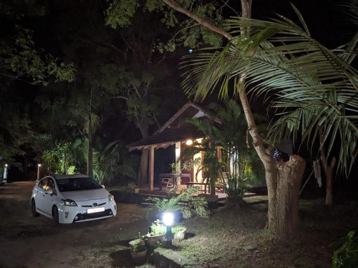 Silent Cabana And Restaurant Marakolliya, Tangalle Exterior foto