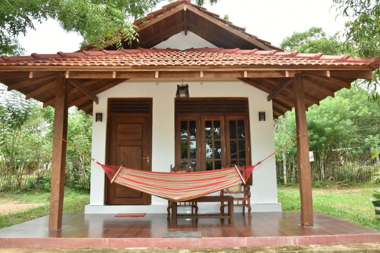 Silent Cabana And Restaurant Marakolliya, Tangalle Exterior foto